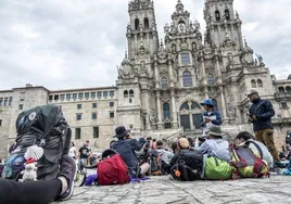 Rueda pide «contundencia» contra los actos incívicos sin caer en la «turismofobia»