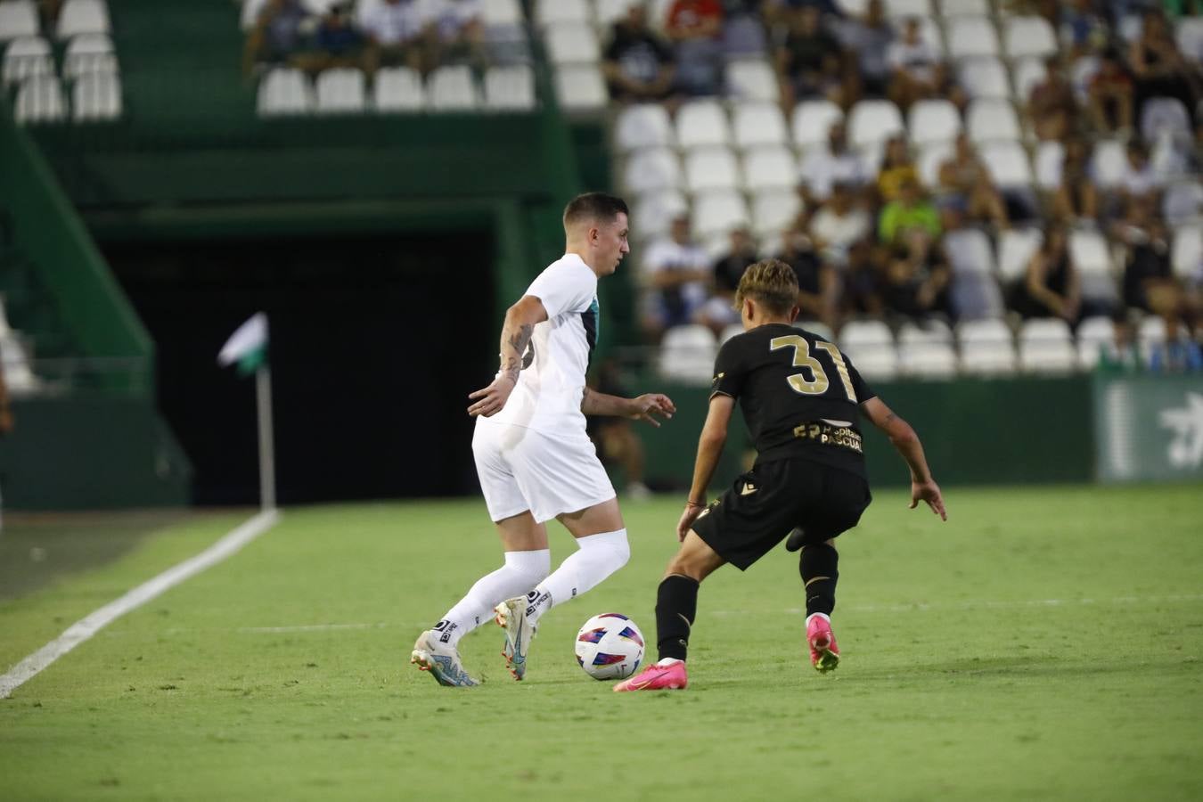 Las mejores imágenes del I Trofeo Puertas de Córdoba, disputado entre el Córdoba CF y el Cádiz CF