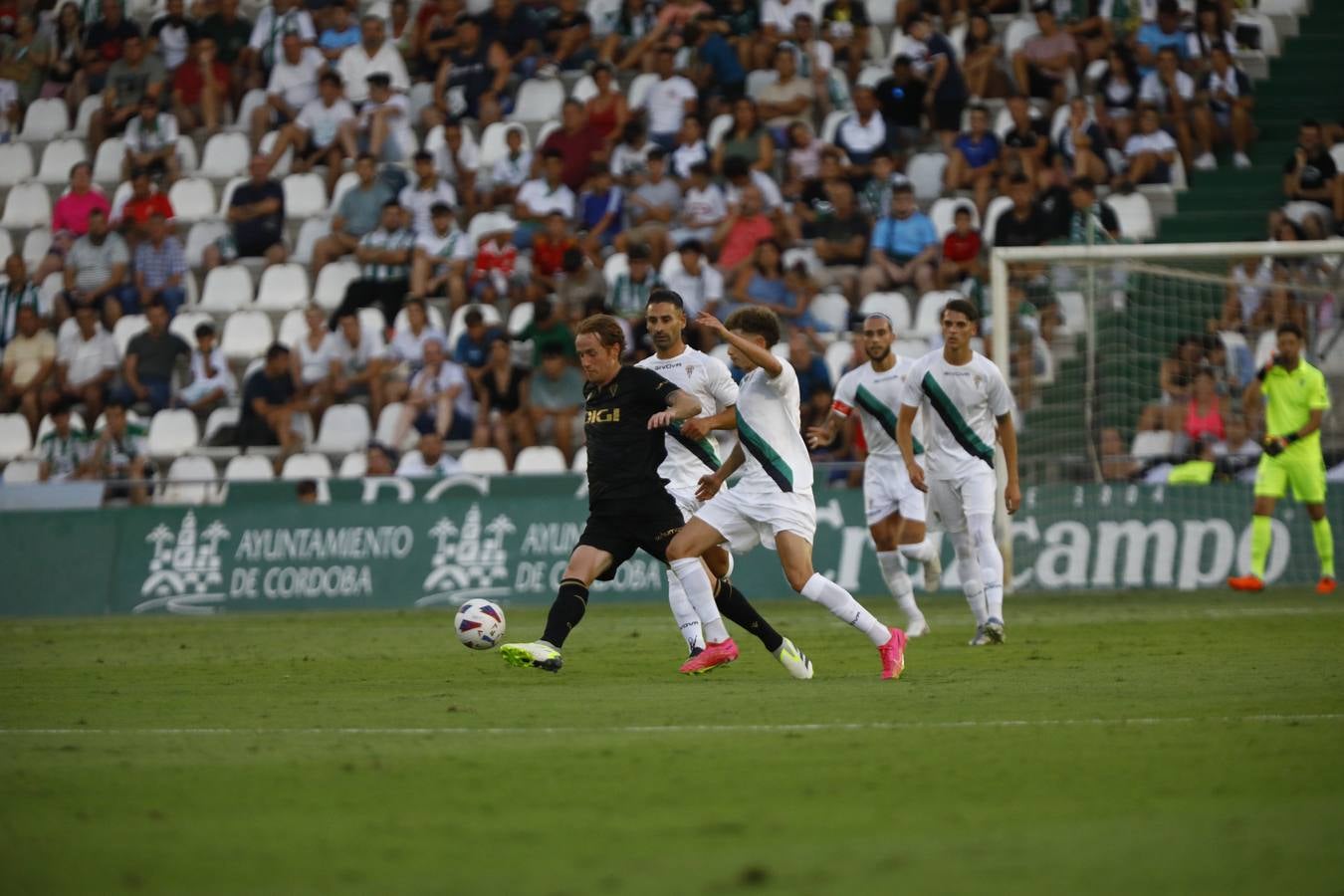 Las mejores imágenes del I Trofeo Puertas de Córdoba, disputado entre el Córdoba CF y el Cádiz CF
