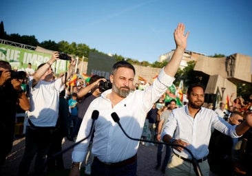 Vox deja en manos del PNV investir a Feijóo al renunciar a una coalición