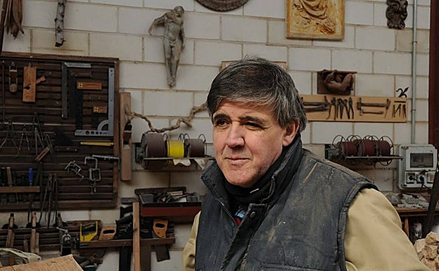 Ricardo Flecha en su taller