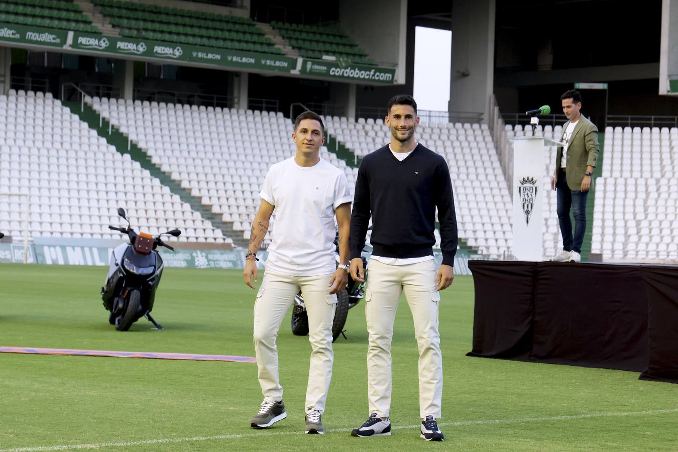 Así son las camisetas y equipaciones del Córdoba CF para la temporada 2023-2024: fotos, diseño y detalles