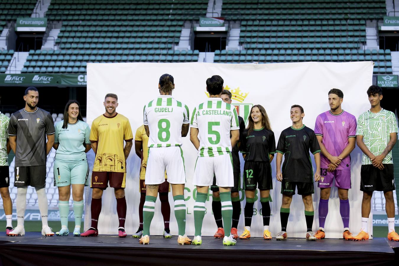Así son las camisetas y equipaciones del Córdoba CF para la temporada 2023-2024: fotos, diseño y detalles