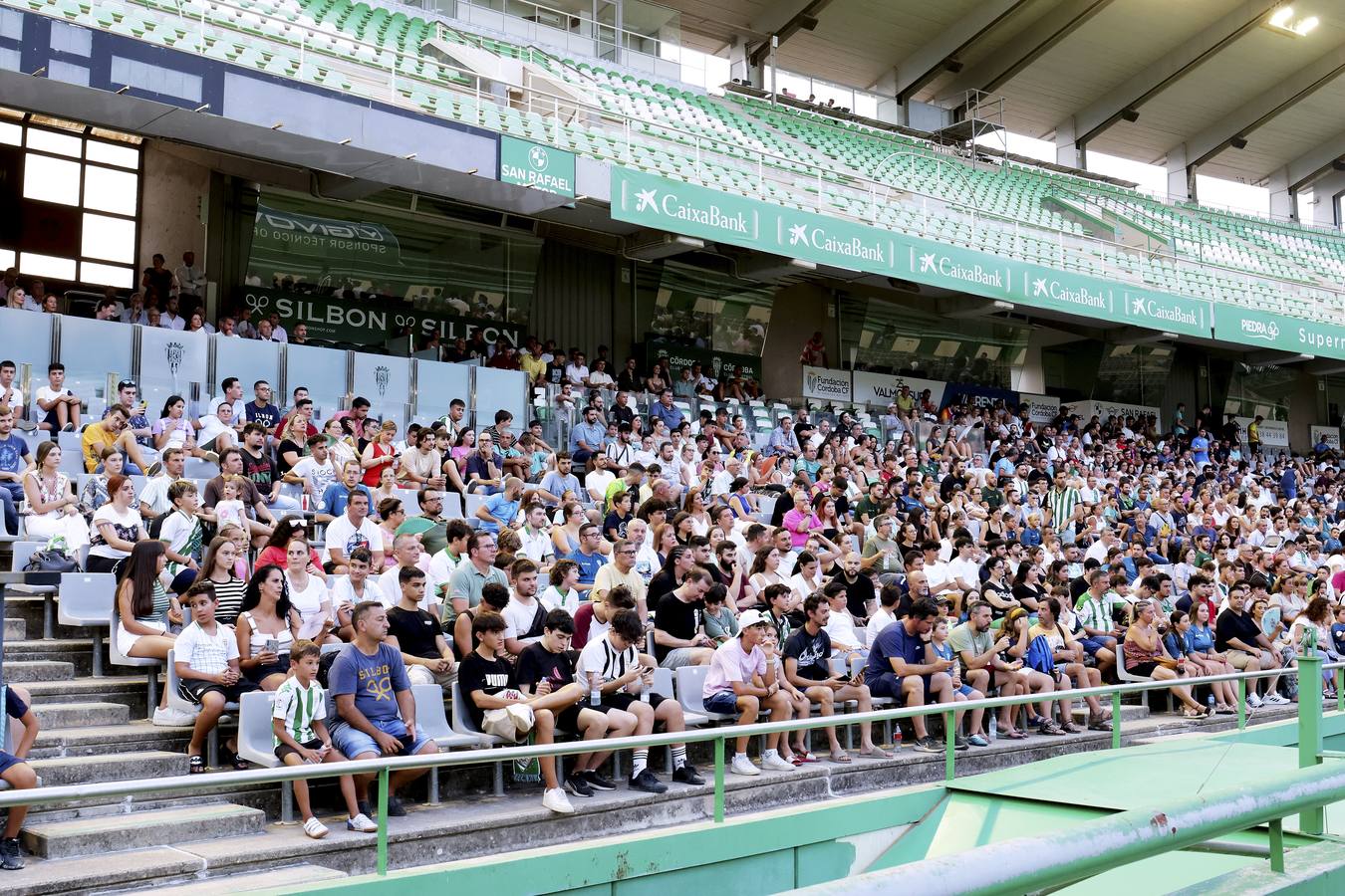 Así son las camisetas y equipaciones del Córdoba CF para la temporada 2023-2024: fotos, diseño y detalles