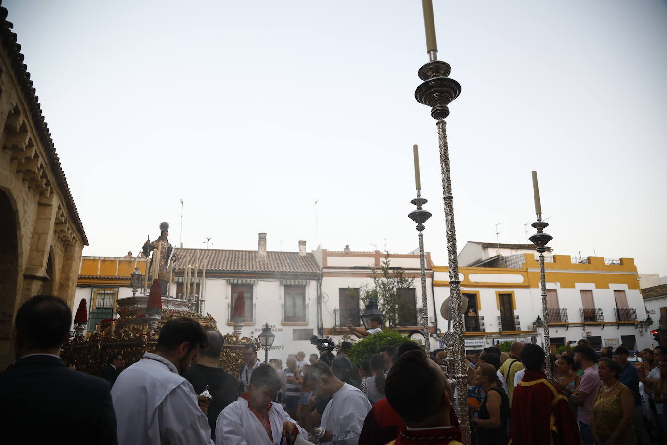 La procesión de San Lorenzo mártir en Córdoba, en imágenes