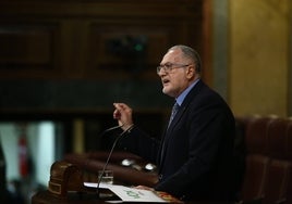 El sustituto de Espinosa de los Monteros también renuncia al acta y profundiza la crisis de Vox