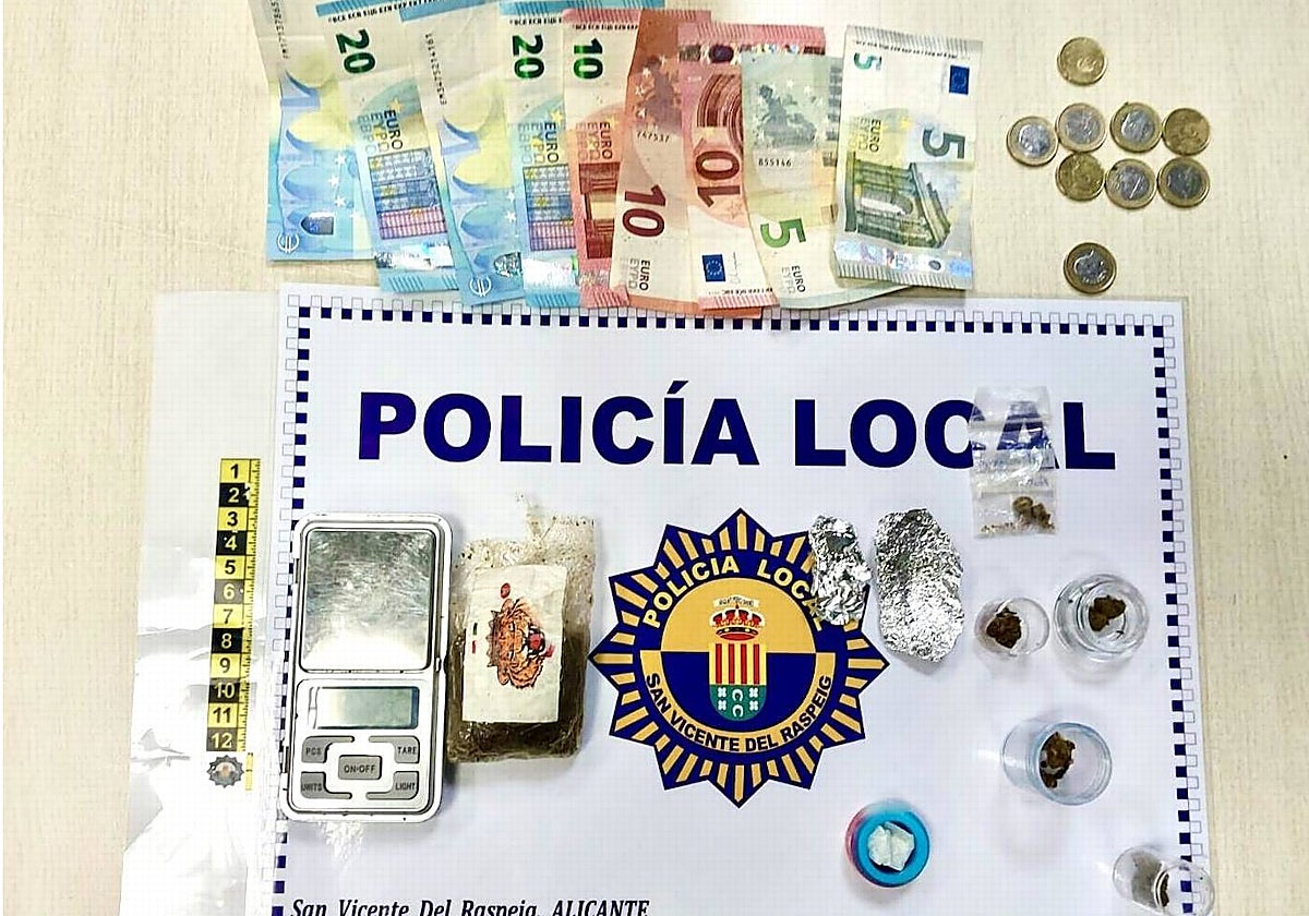 Imagen de los objetos intervenidos por la Policía Local de San Vicent del Raspeig