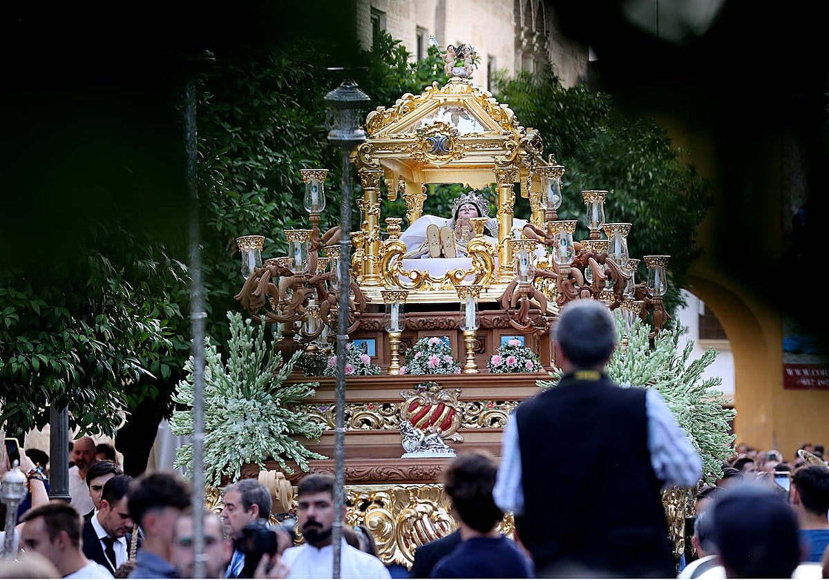 La procesión de la Virgen de Acá de Córdoba, en imágenes
