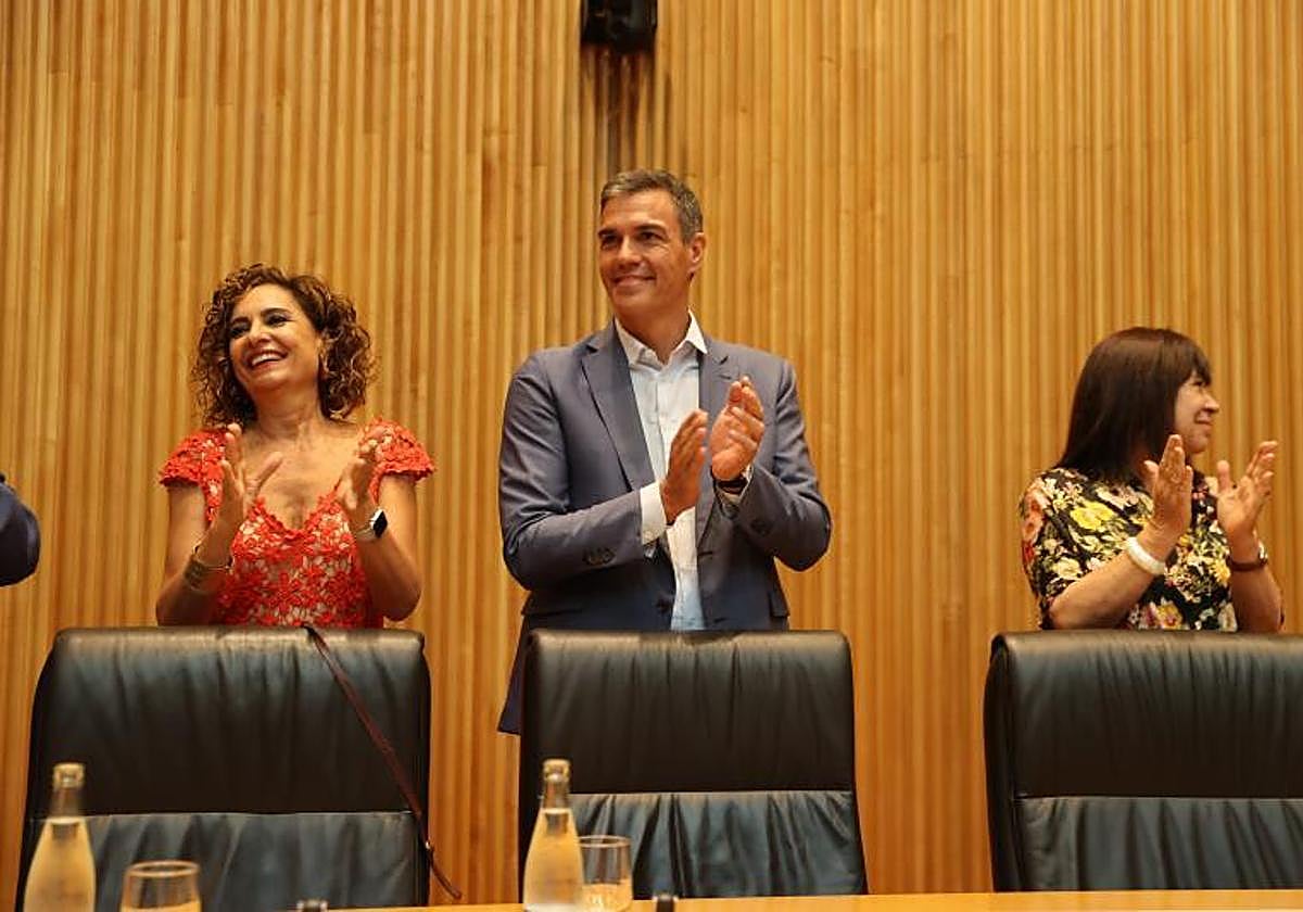 Pedro Sánchez durante la reunión del Grupo parlamentario socialista