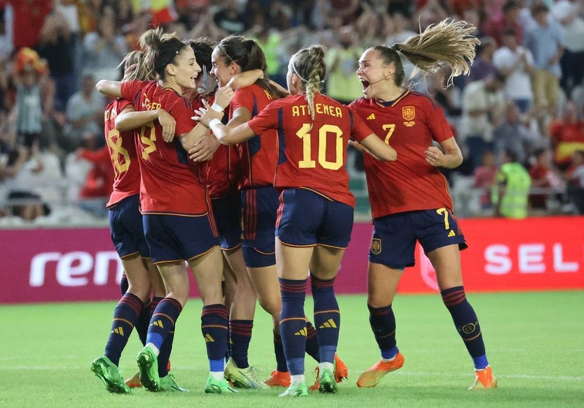 El combinado español festeja un gol