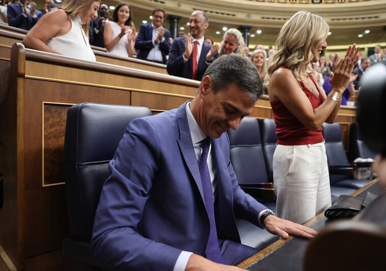 Pedro Sánchez, con un gesto de satisfacción en su escaño, en la sesión constitutiva del Congreso de este jueves