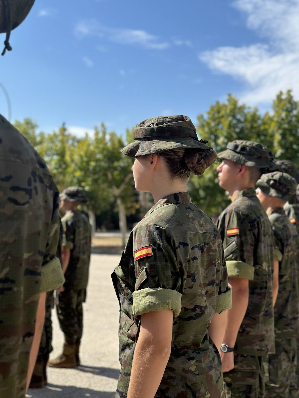 La Princesa de Asturias ha comenzado un proceso formativo que se inicia con una fase de dos semanas de acogida, orientación y adaptación a la vida militar, seguida de otras dos de formación militar básica