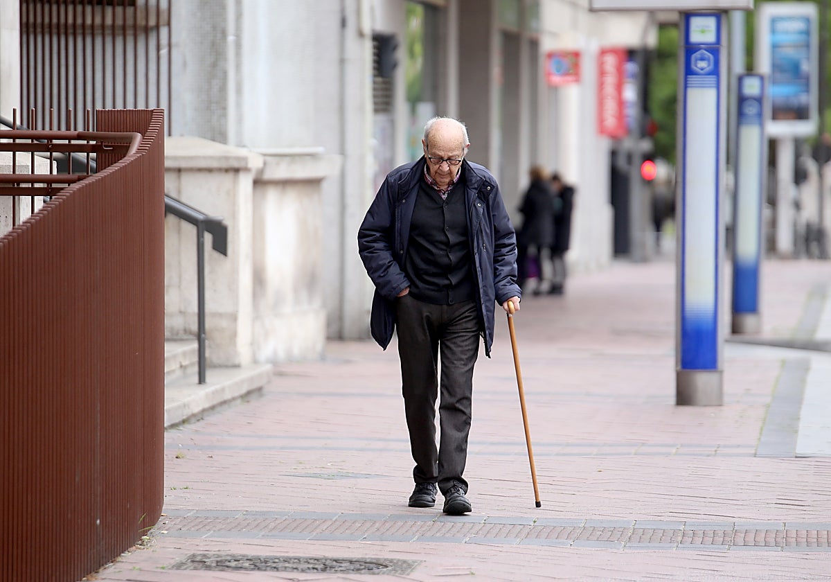 La edad media es de 55 años en el medio rural y de 47 en las ciudades