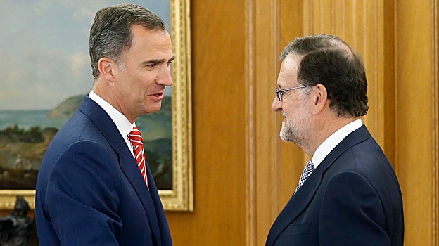 En enero de 2016, Rajoy declinó someterse a la investidura por no contar con apoyos suficientes, pese a haber ganado las elecciones.