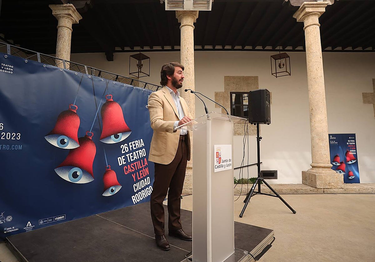 El vicepresidente de la Junta de Castilla y León, Juan García-Gallardo, este martes en la inauguración de la Feria del Teatro de Ciudad Rodrigo