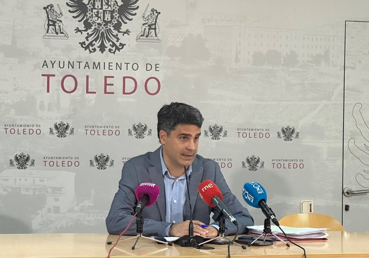 Juan José Alcalde durante la rueda de prensa