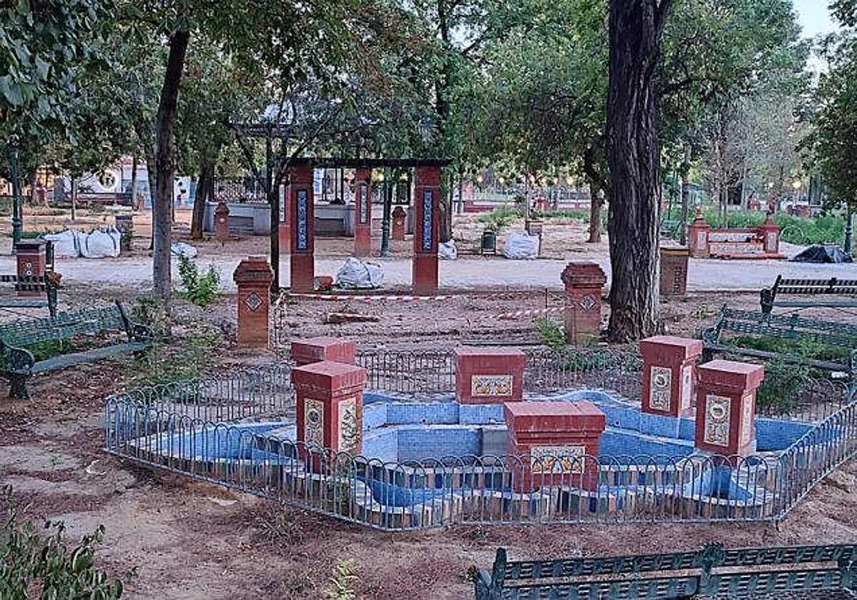 Fuente seca y las obras paralizadas