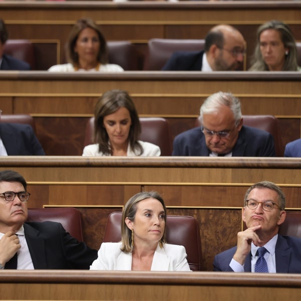 El intento de Feijóo recibe el respaldo mayoritario del PP, pero preocupa la sobrexposición