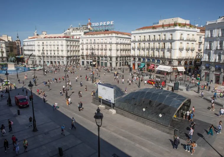 Vista general de la peatonal Puerta del Sol