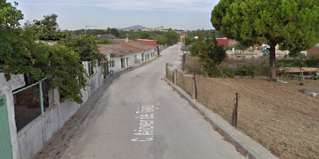Un nieto de 21 años hiere en un brazo con un cuchillo a su abuelo, de 64, en Escalona