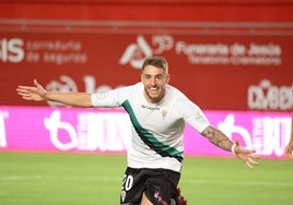 El Córdoba CF saca las garras ante el Real Murcia (1-3)