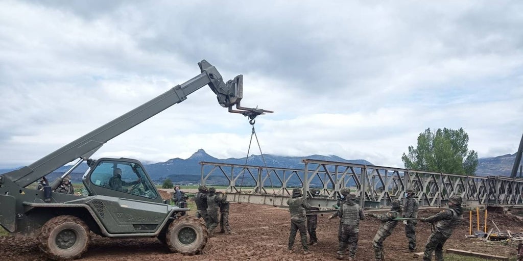 Defensa instalará un puente provisional en Aldea del Fresno, devastado ...