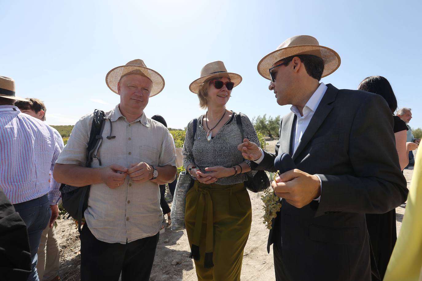 La visita de los ministros de Agricultura de la UE a Bodegas Alvear de Montilla