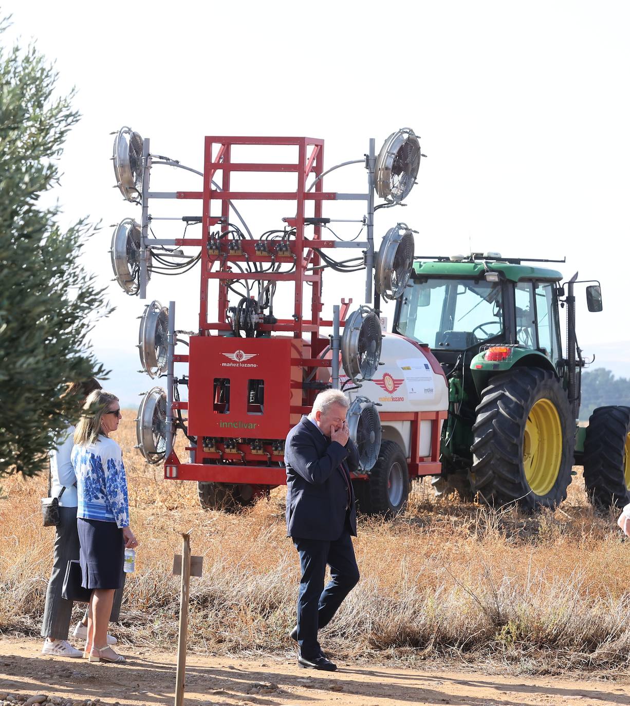 La visita de los ministros de Agricultura de la UE a la innovadora finca de Rabanales