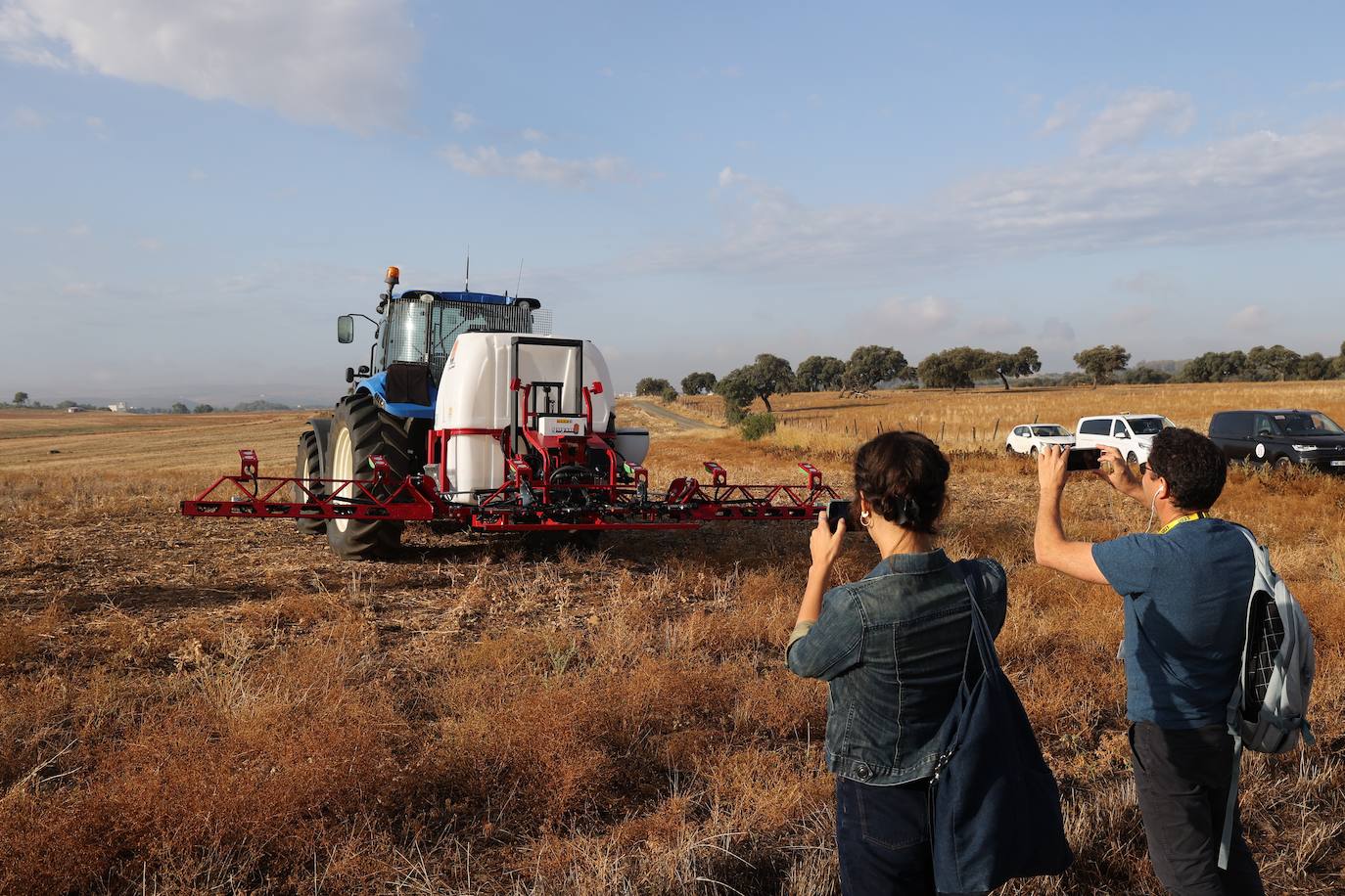 La visita de los ministros de Agricultura de la UE a la innovadora finca de Rabanales