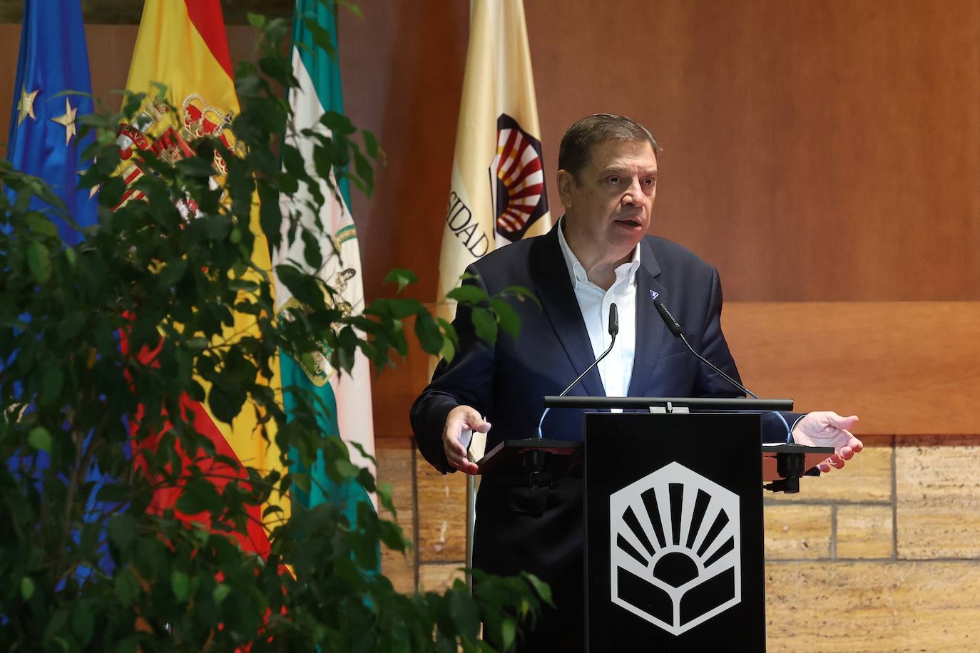 La visita de los ministros de Agricultura de la UE a la innovadora finca de Rabanales