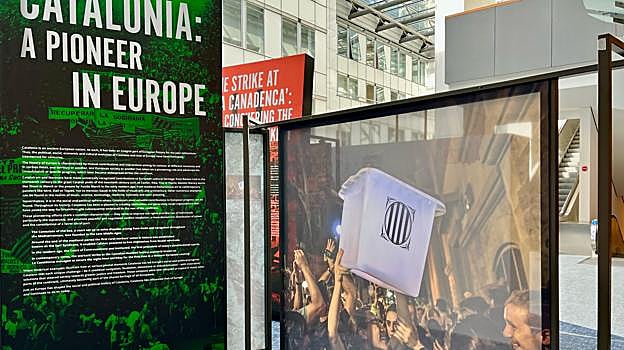 La fotografía que ha pedido Bruselas retirar