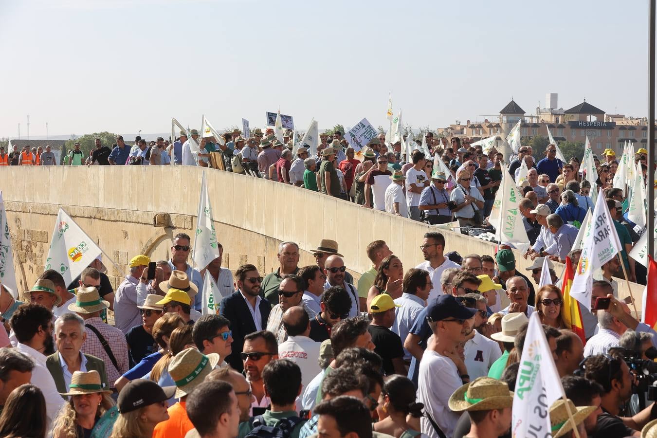 Fotos: El campo estalla en Córdoba frente a los ministros de la UE