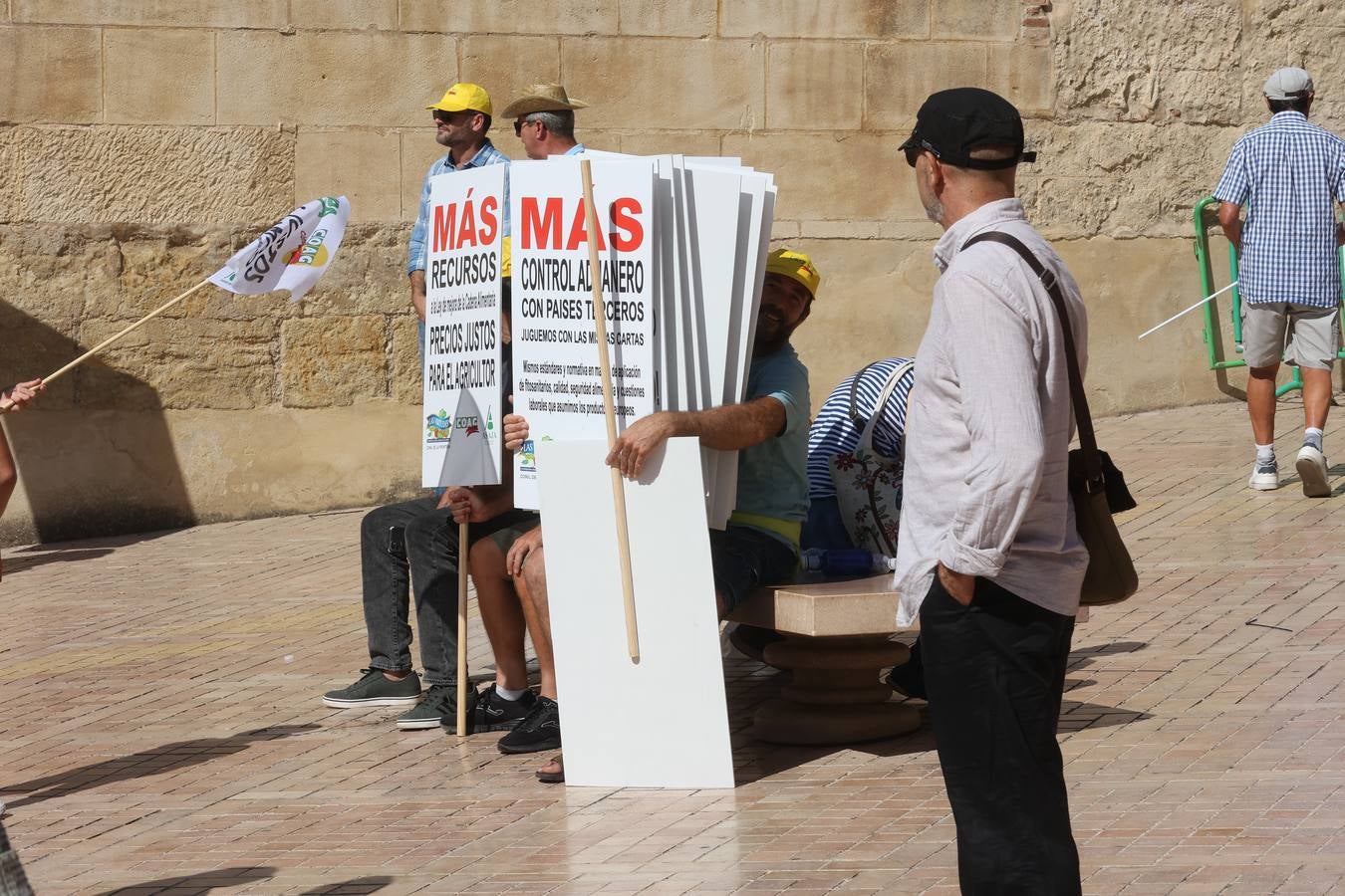 Fotos: El campo estalla en Córdoba frente a los ministros de la UE