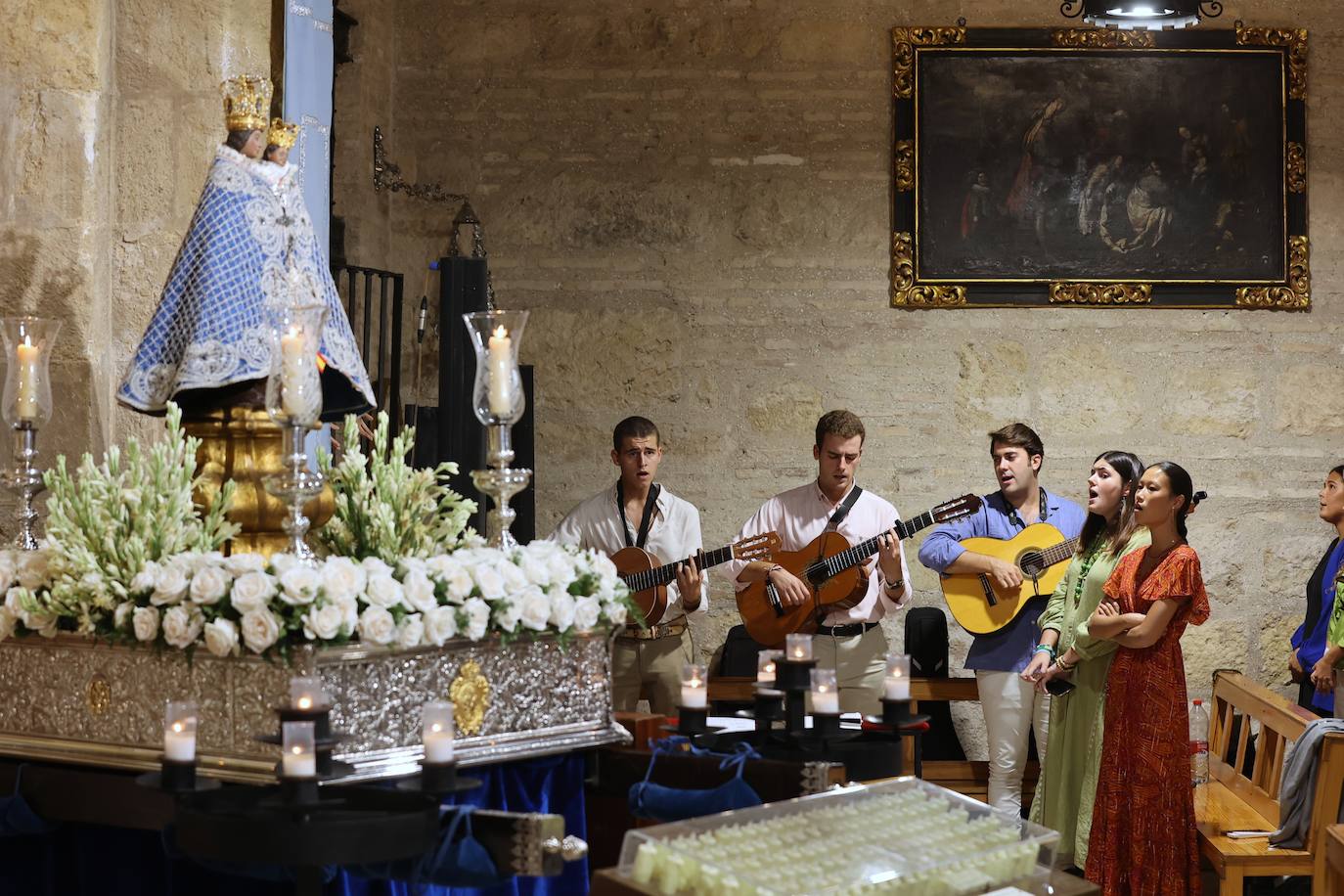 Fotos: La Virgen de la Fuensanta, entre ríos de juventud cofrade a la Catedral