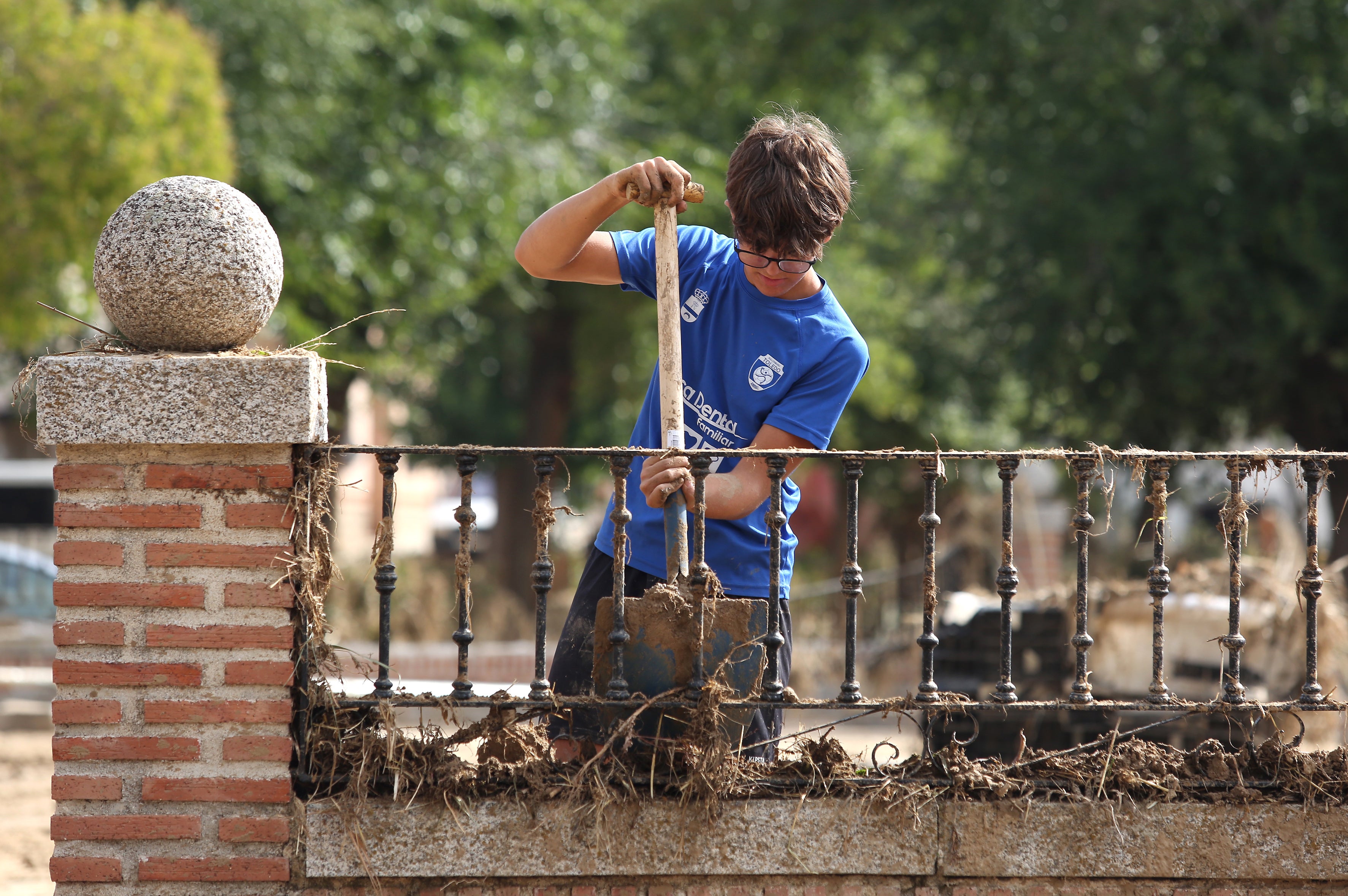 Las imágenes de un pueblo que se ha quedado hasta sin plaza por la DANA