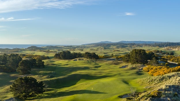 Recorrido de Pacific Dunes en Estados Unidos, diseñado por Doak y entre los mejores del mundo