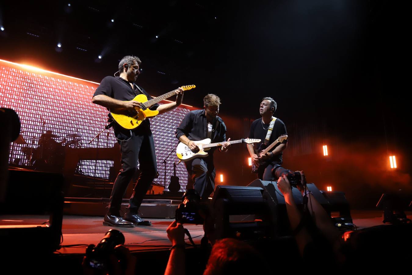 Fotos: El concierto de Pablo Alborán en Córdoba