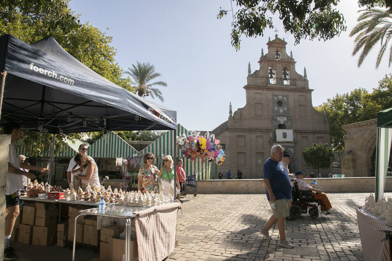 Fotos: La misa del obispo y el ambiente festivo de la Fuensanta en Córdoba