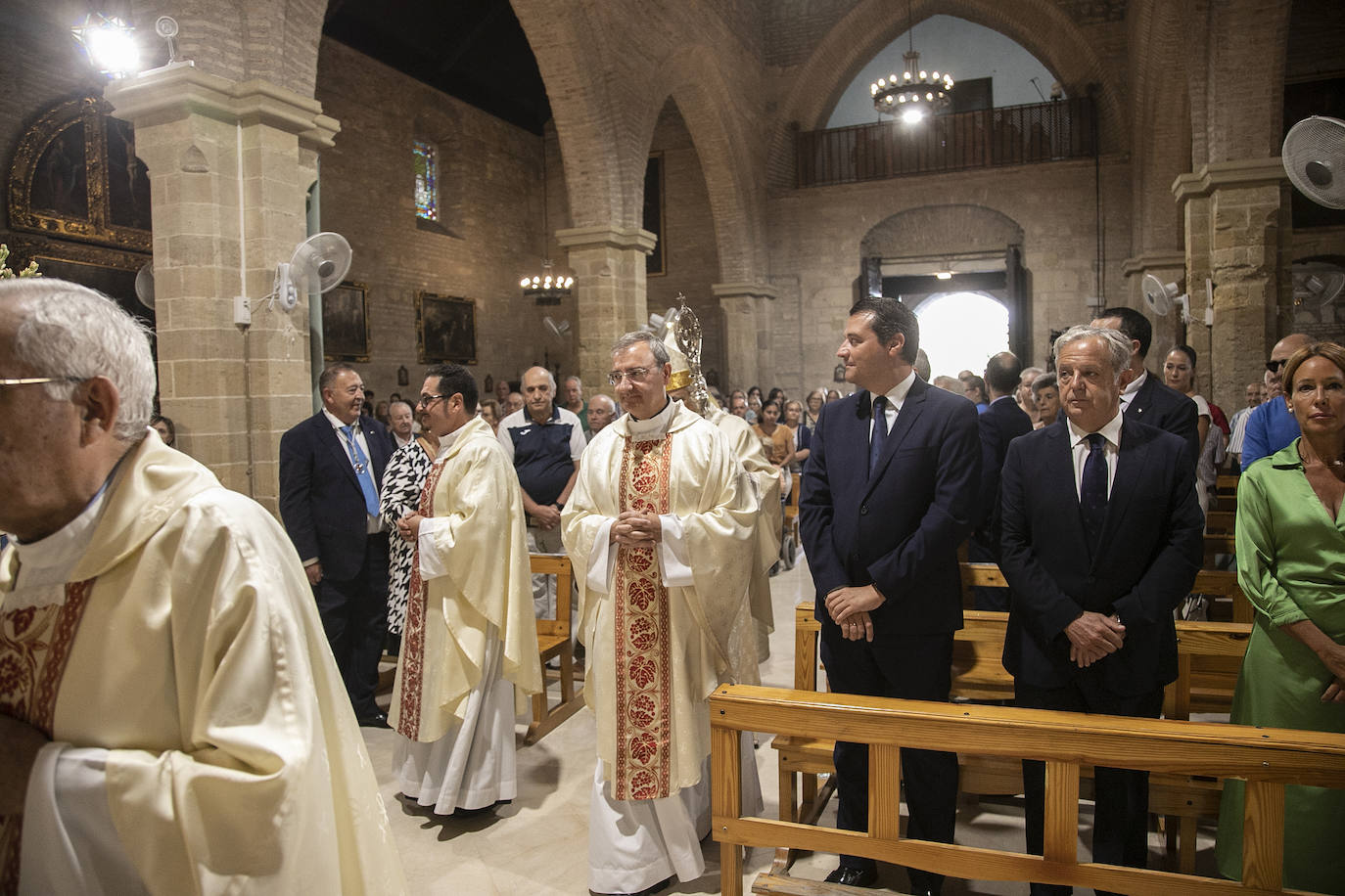 Fotos: La misa del obispo y el ambiente festivo de la Fuensanta en Córdoba
