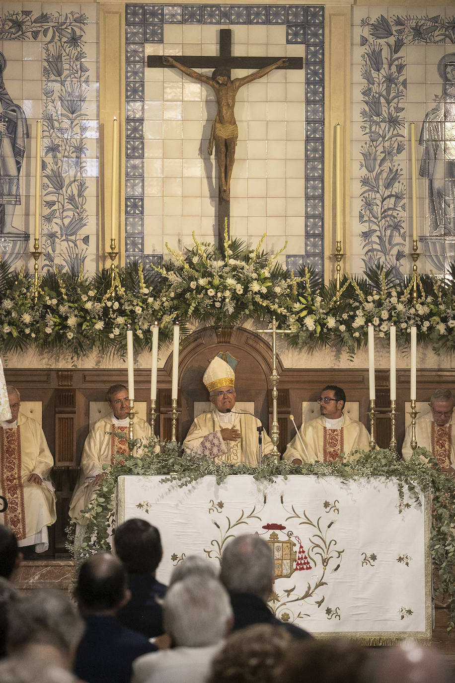 Fotos: La misa del obispo y el ambiente festivo de la Fuensanta en Córdoba