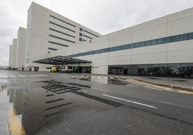 Imagen de archivo de la fachada del Hospital La Fe de Valencia