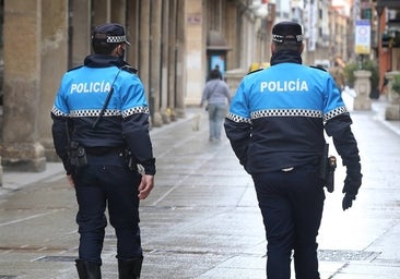 Identifican a un hombre por presuntos tocamientos a un joven con discapacidad en un autobús