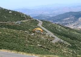 Muere un piloto de parapente al sufrir una caída tras despegar en Noceda del Bierzo (León)