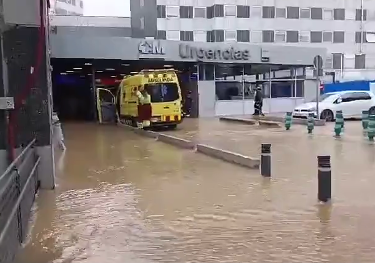 La entrada de urgenicas del hospital de La Paz de Madrid
