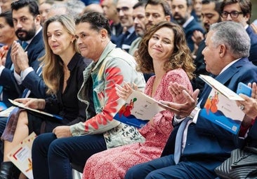 Ayuso reivindica el español frente a quienes lo usan «para levantar muros»
