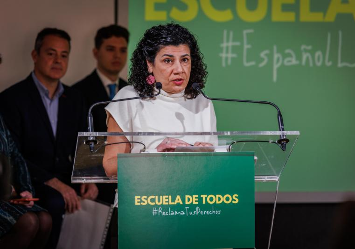 Ana Losada, presidenta de la Asamblea por una Escuela Bilingüe, en un acto de la plataforma Escuela de Todos en Madrid celebrado en febrero de este año