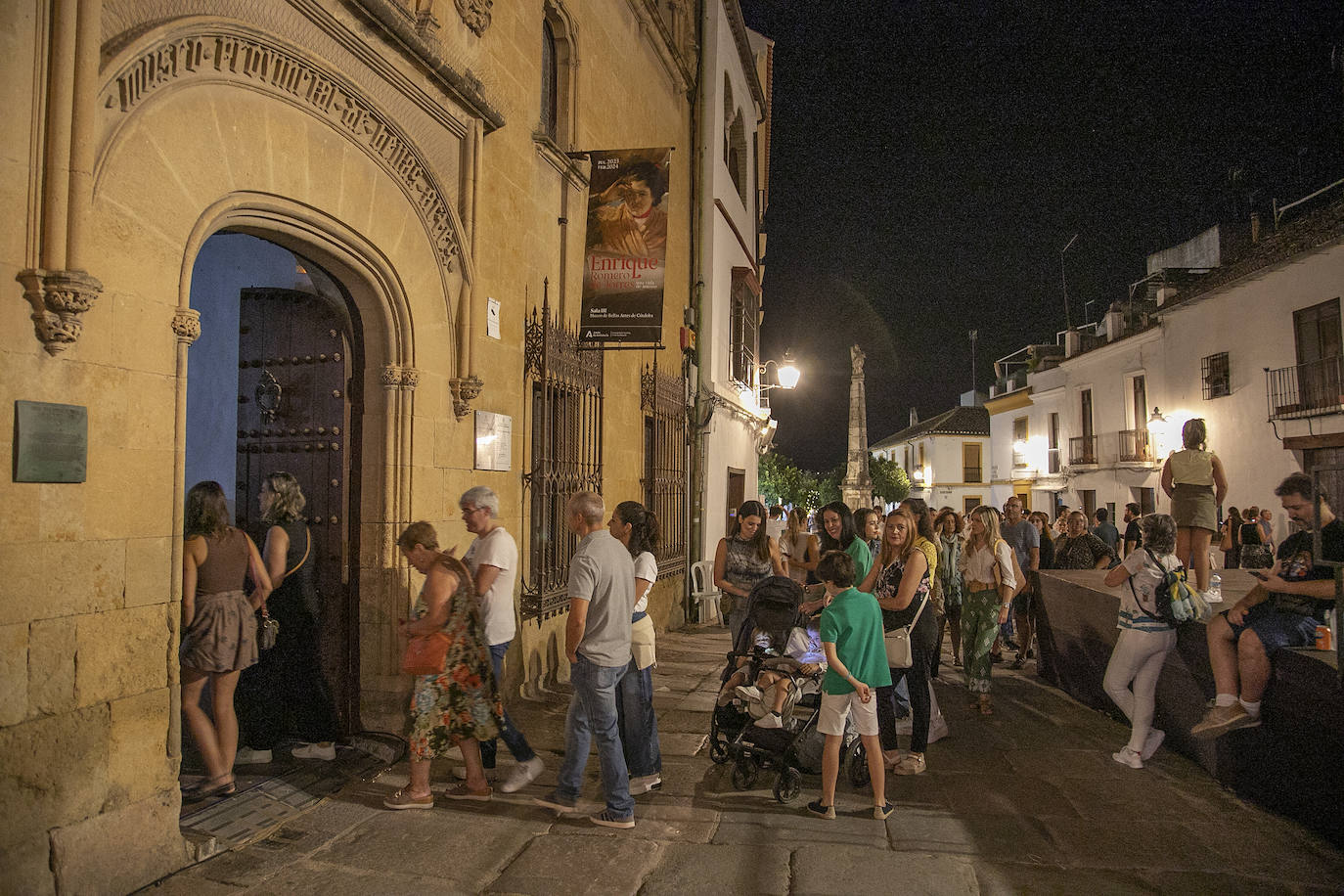 Fotos: La Noche del Patrimonio en Córdoba llena calles, monumentos y museos