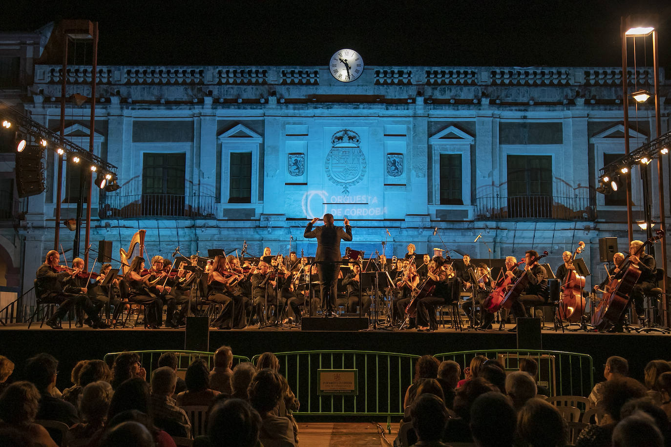 Fotos: La Noche del Patrimonio en Córdoba llena calles, monumentos y museos