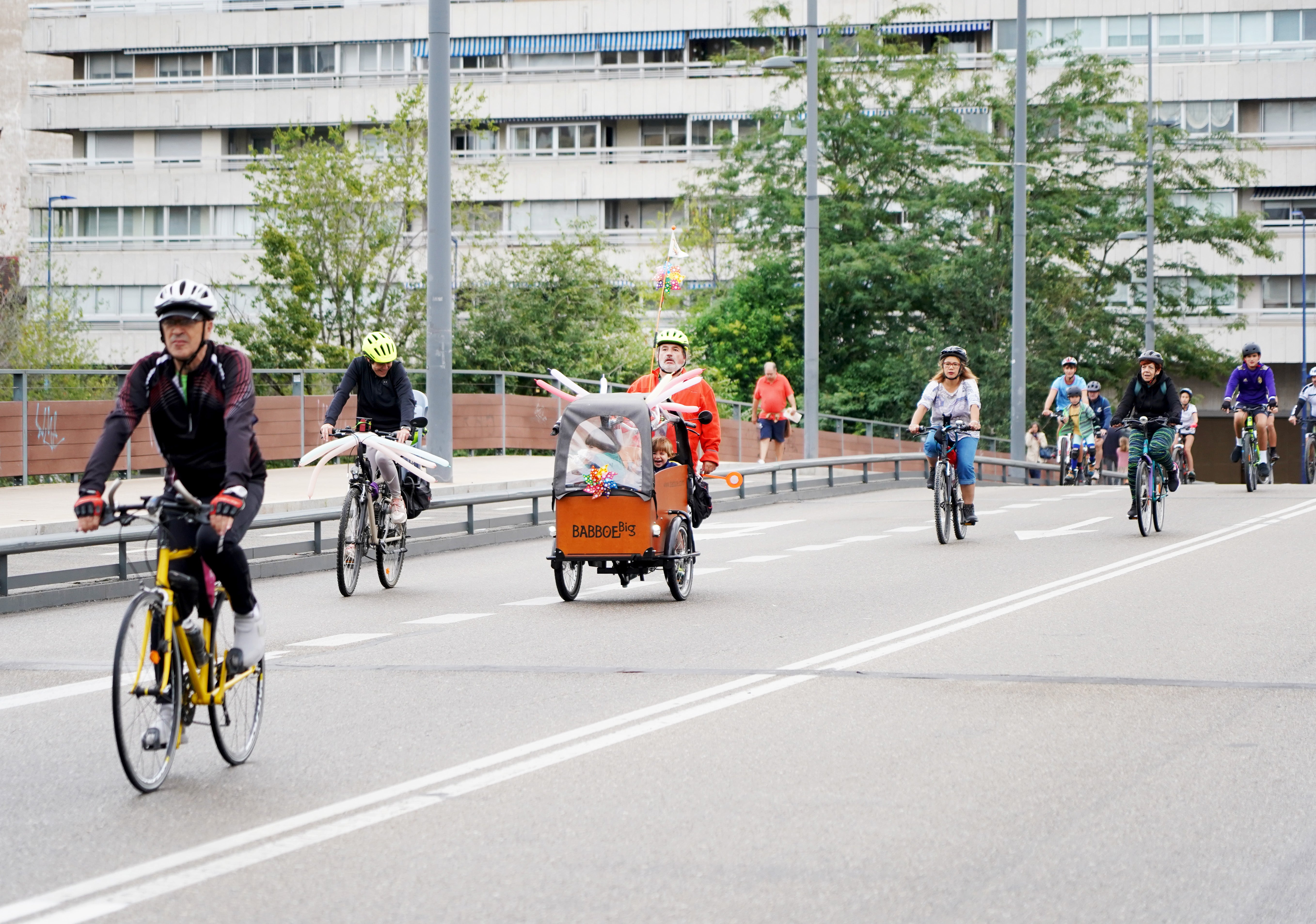 Una jornada festiva que, pese a la lluvia, recorrió las calles del centro de la capital vallisoletana