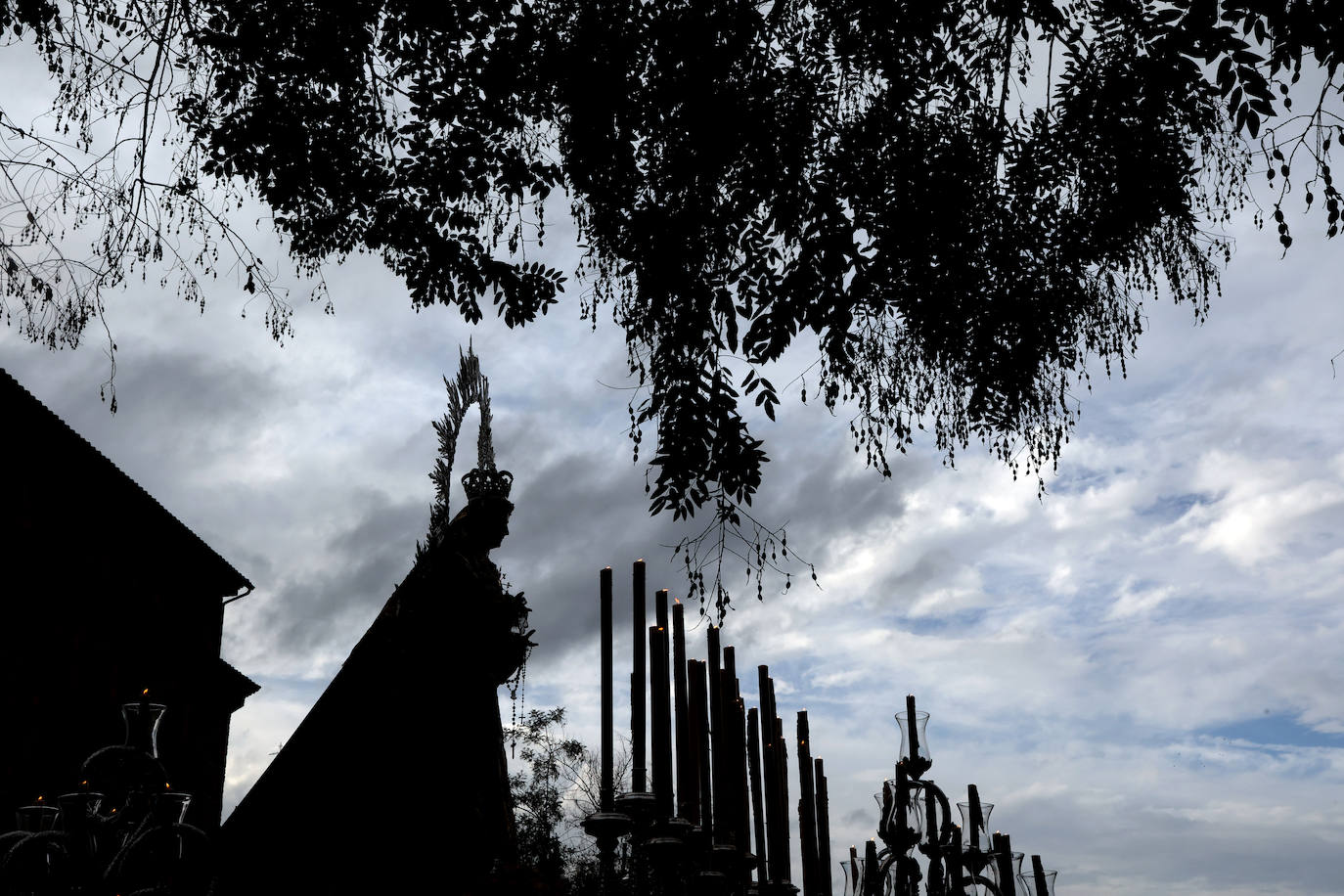 La solemne procesión de la Virgen del Rayo, en imágenes